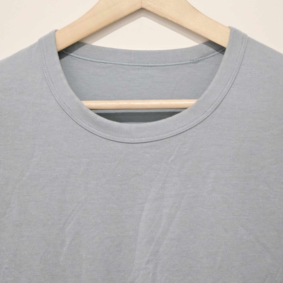 LULULEMON Fundamental Crew Short Sleeve Tech tee size small - Picture 3 of 7